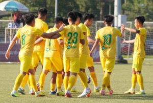 doi-u21-bi-loai-khoi-giai-vo-dich-quoc-gia-slna-cay-dang-len-tieng-doi-lai-cong-bang
