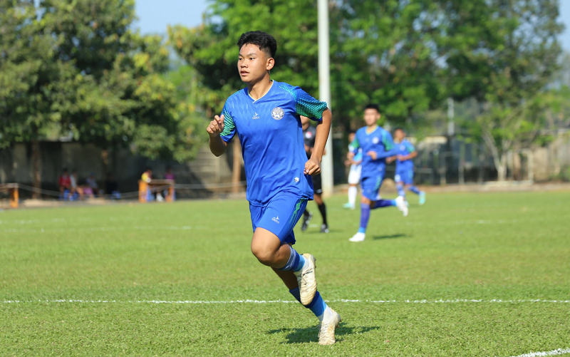 con-trai-cuu-danh-thu-quang-hai-gop-mat-trong-danh-sach-u17-viet-nam-du-vong-loai-chau-a