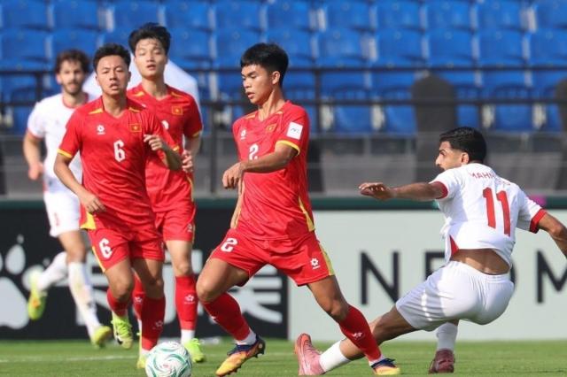 Lê Phát góp công giúp U22 Việt Nam vô địch SEA Games 33 và U23 Việt Nam giành hạng Ba châu Á.
