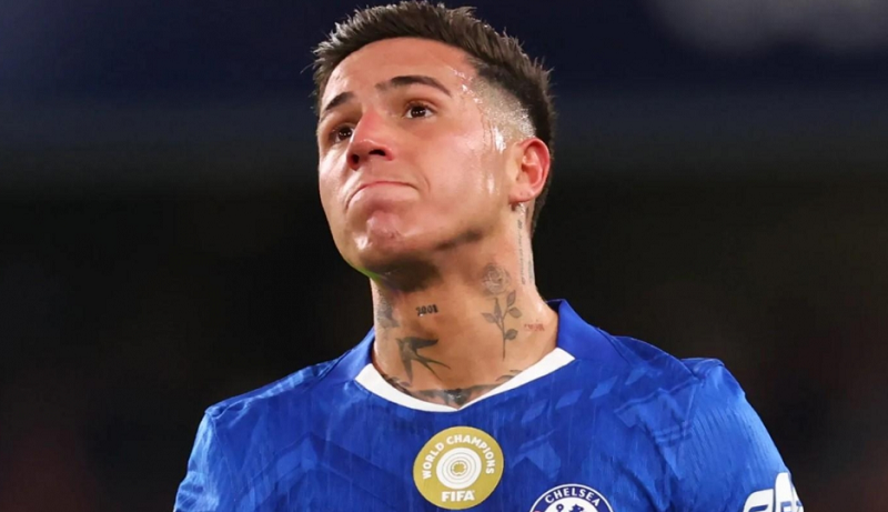 enzo-gay-ap-luc-hop-dong-chelsea